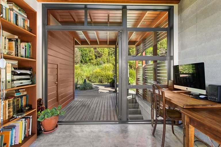 Photo of property in 113 Bucks Road, Tauwharenikau, Featherston, 5773