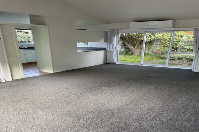 Photo of property in 2/7 Sumnervale Drive, Sumner, Christchurch, 8081