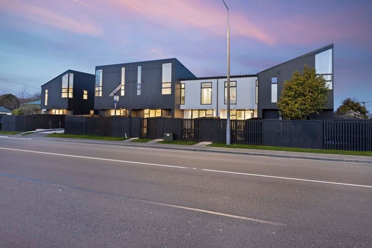 Photo of property in 1/90 Innes Road, St Albans, Christchurch, 8052