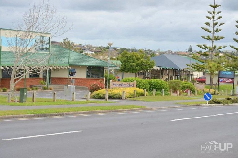 Photo of property in 107 Marina View Drive, West Harbour, Auckland, 0618