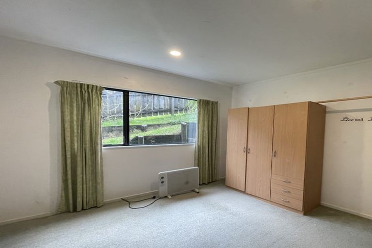 Photo of property in 4/35 Kiteroa Terrace, Rothesay Bay, Auckland, 0630