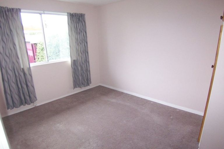 Photo of property in 2/9 Player Place, Shirley, Christchurch, 8061