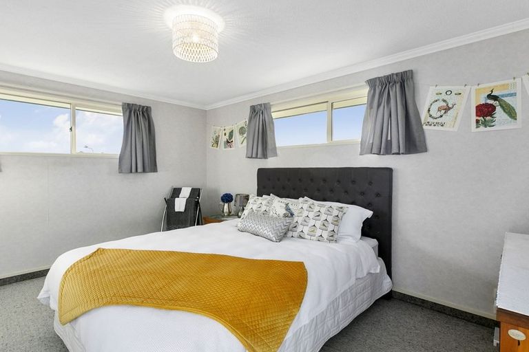 Photo of property in 142 Hagart-alexander Drive, Mosgiel, 9024