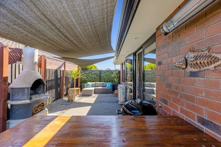 Photo of property in 30 Whincops Road, Halswell, Christchurch, 8025