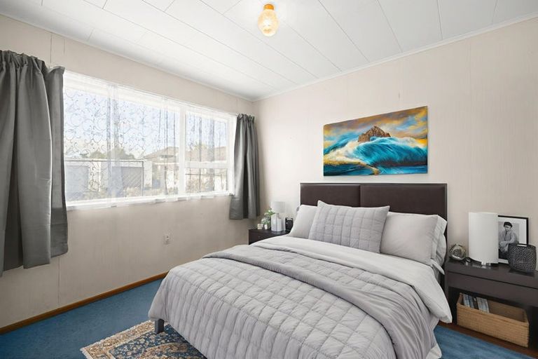 Photo of property in 22 Howden Road, Fairfield, Hamilton, 3214