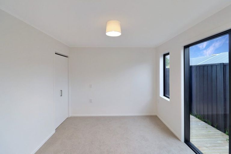 Photo of property in 23d Fraser Crescent, Elderslea, Upper Hutt, 5018