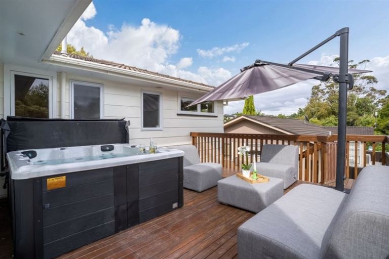 Photo of property in 12 Carina Crescent, Torbay, Auckland, 0630