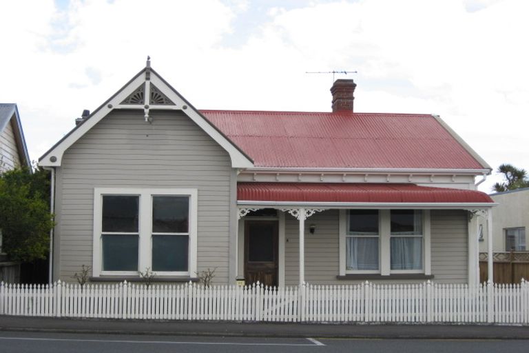 Photo of property in 52 Morley Street, New Plymouth, 4310