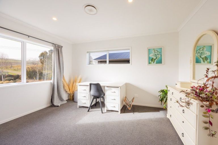 Photo of property in 372 Maharakeke Road, Waipukurau, 4281