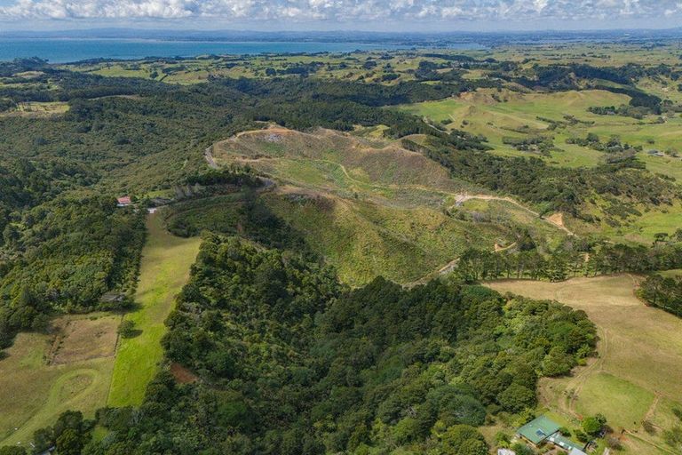 Photo of property in 419 Kemp Road, Awhitu, 2684