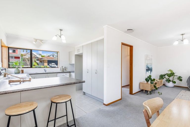 Photo of property in 1/65 Granville Drive, Massey, Auckland, 0614