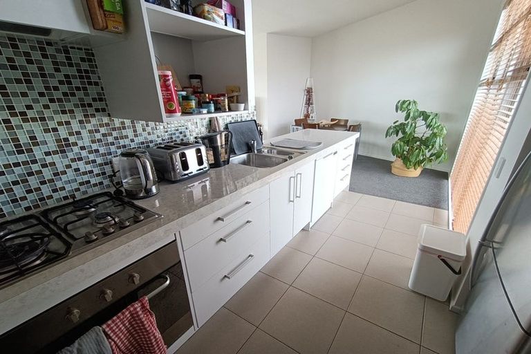 Photo of property in 37c Gurkha Crescent, Khandallah, Wellington, 6035