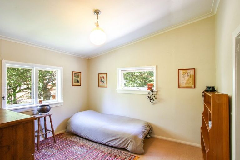 Photo of property in 11-13 Kuku Street, Te Awanga, 4102