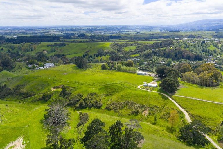 Photo of property in 158 Pahiatua Aokautere Road, Aokautere, 4471
