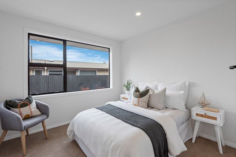 Photo of property in 33 Martbern Crescent, Bishopdale, Christchurch, 8053