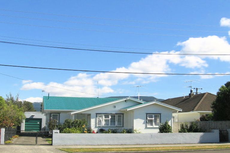 Photo of property in 2 Melrose Street, Wallaceville, Upper Hutt, 5018