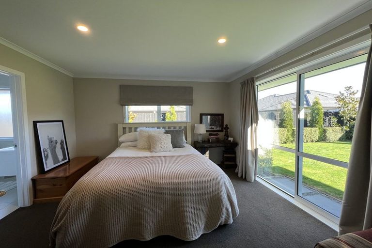 Photo of property in 48 Dunlops Crescent, Marshland, Christchurch, 8083