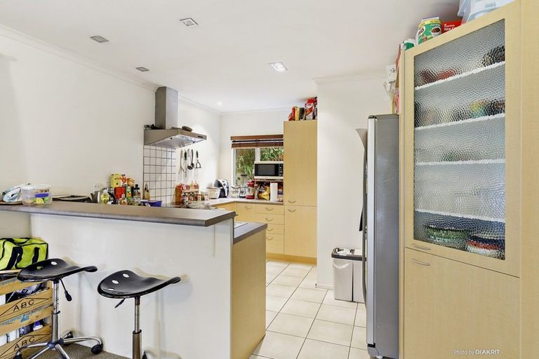 Photo of property in 15 Onslow Road, Khandallah, Wellington, 6035