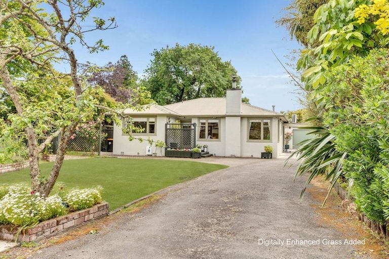 Photo of property in 130a Cook Street, West End, Palmerston North, 4410