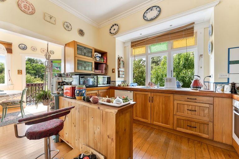 Photo of property in 111 Harataua Road, Port Albert, Wellsford, 0973