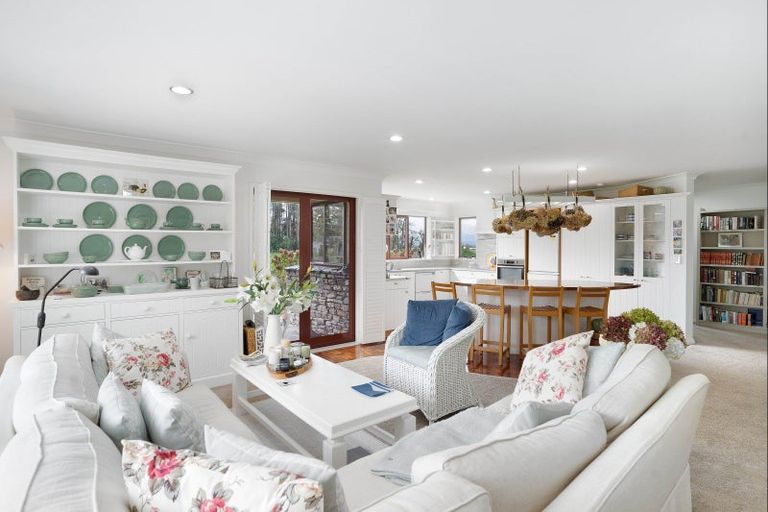 Photo of property in 39 Reading Street, Greytown, 5712