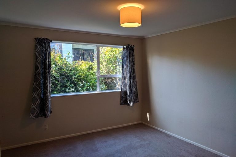 Photo of property in 39 Tennis Court Road, Raumati South, Paraparaumu, 5032