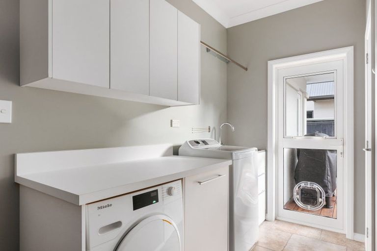 Photo of property in 18 Hansard Place, Bethlehem, Tauranga, 3110