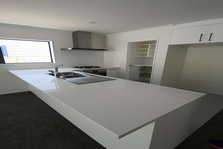 Photo of property in 69 Melksham Drive, Churton Park, Wellington, 6037