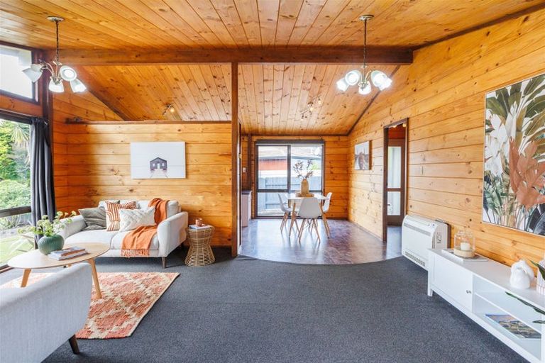 Photo of property in 11 Waltham Court, Cloverlea, Palmerston North, 4412