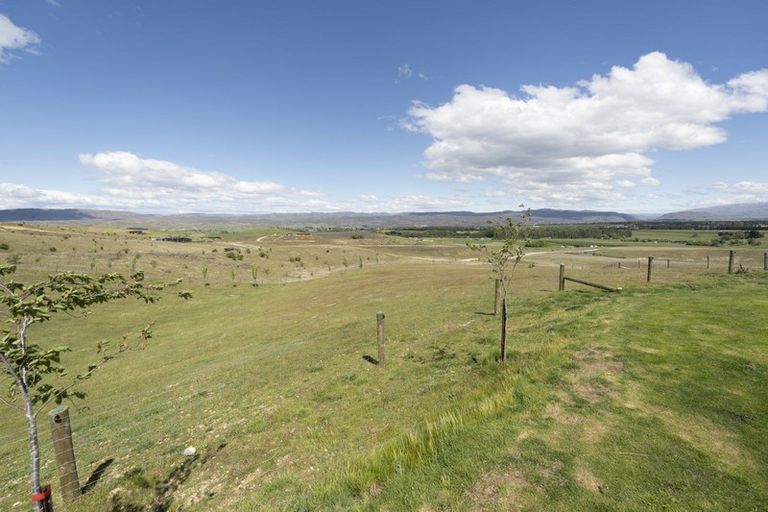 Photo of property in 77 Leaning Rock Road, Springvale, Alexandra, 9393