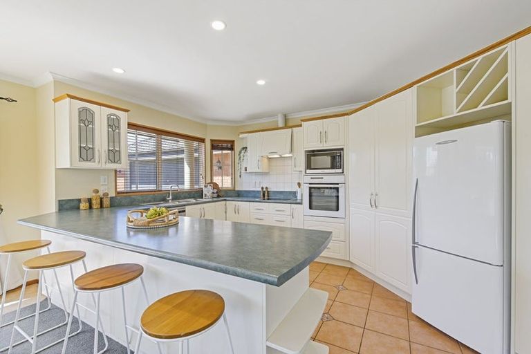 Photo of property in 48 Glasnevin Drive, Casebrook, Christchurch, 8051