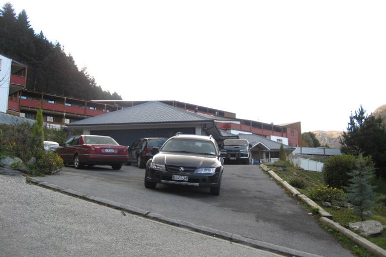 Photo of property in 49 Hamilton Road, Queenstown, 9300