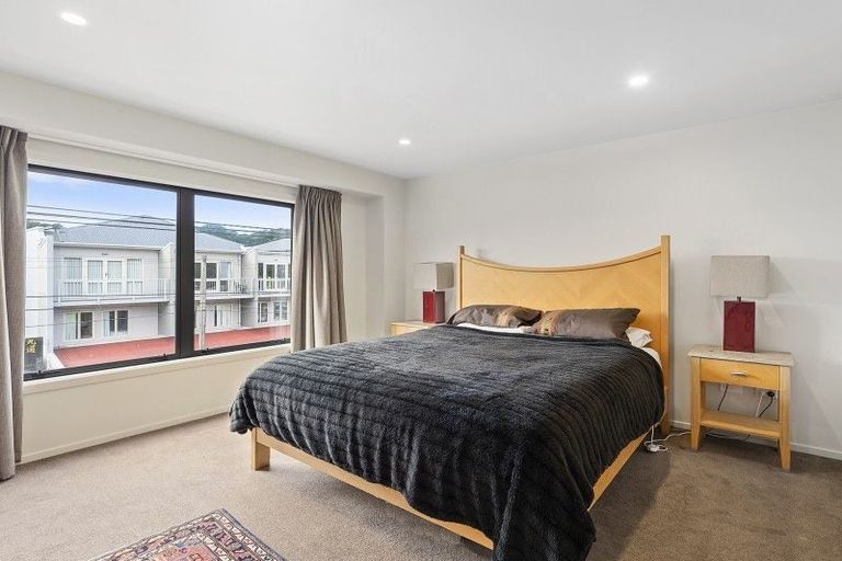 Photo of property in 6/464 Adelaide Road, Berhampore, Wellington, 6023