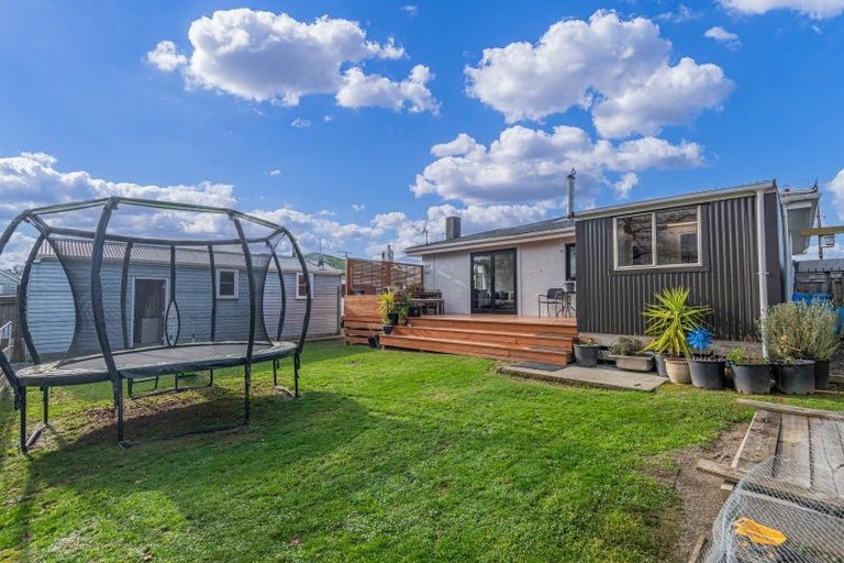 Photo of property in 48 Tyndall Street, Pahiatua, 4910