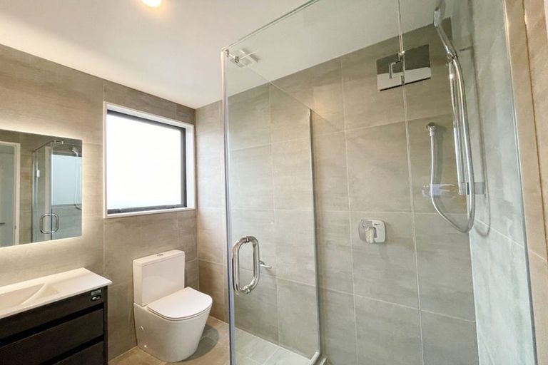 Photo of property in 18/54 Taharoto Road, Takapuna, Auckland, 0622