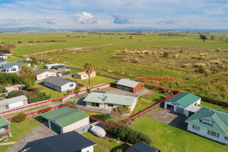 Photo of property in 254 Pukehina Parade, Pukehina, Te Puke, 3189