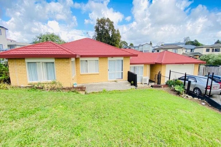 Photo of property in 12 Ali Place, Ranui, Auckland, 0612