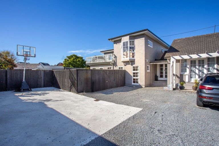 Photo of property in 52 Bristol Street, St Albans, Christchurch, 8014