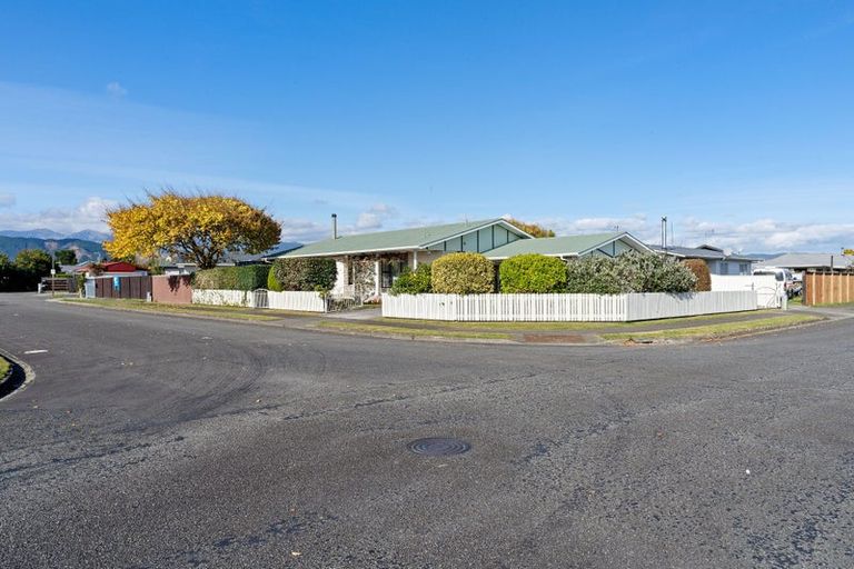 Photo of property in 8 Rimu Street, Levin, 5510