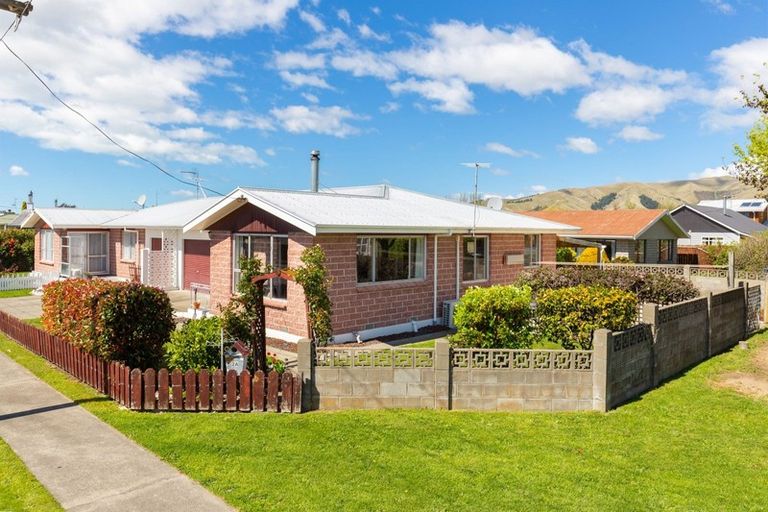 Photo of property in 2a Glover Crescent, Blenheim, 7201