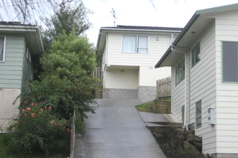 Photo of property in 13 Finn Place, Totara Vale, Auckland, 0629
