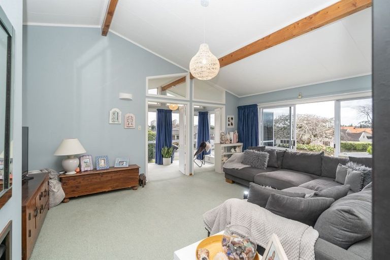 Photo of property in 61 Saint Andrews Terrace, St Andrews, Hamilton, 3200