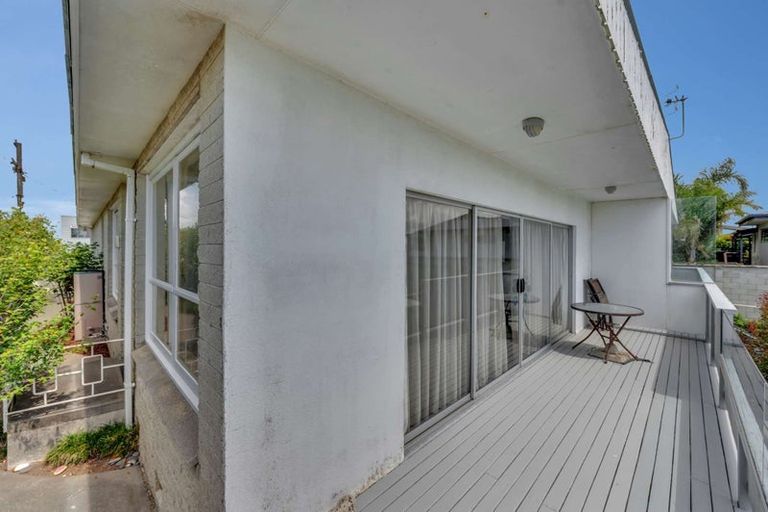 Photo of property in 9a Charles Street, Westshore, Napier, 4110