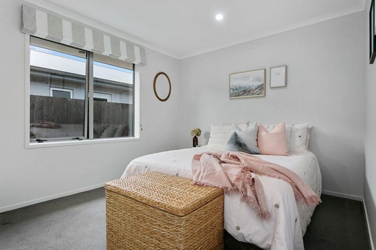 Photo of property in 8 Twin Willow Close, Cambridge, 3434