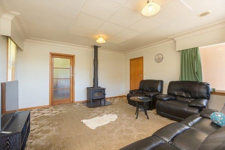 Photo of property in 87d Pioneer Road, Moturoa, New Plymouth, 4310