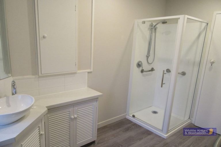 Photo of property in 295 Wairakei Road, Bryndwr, Christchurch, 8053