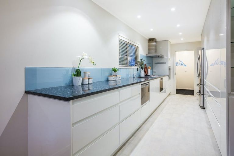 Photo of property in 4 Te Kura Road, Pukerua Bay, 5026