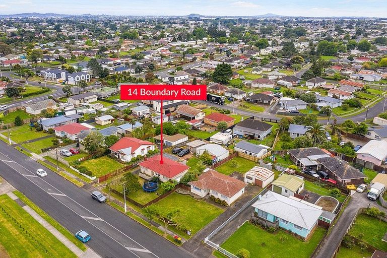 Photo of property in 14 Boundary Road, Clover Park, Auckland, 2019