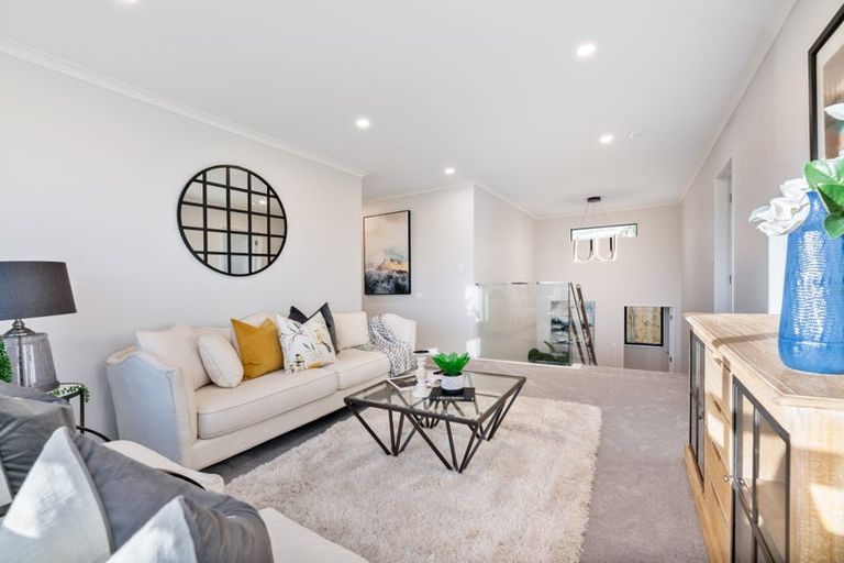 Photo of property in 6 Ambrosia Avenue, Henderson, Auckland, 0612