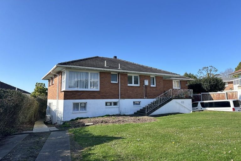 Photo of property in 3 Bleakhouse Road, Howick, Auckland, 2014